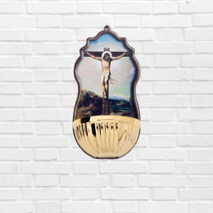 Fuente de Agua de Jesús en la cruz