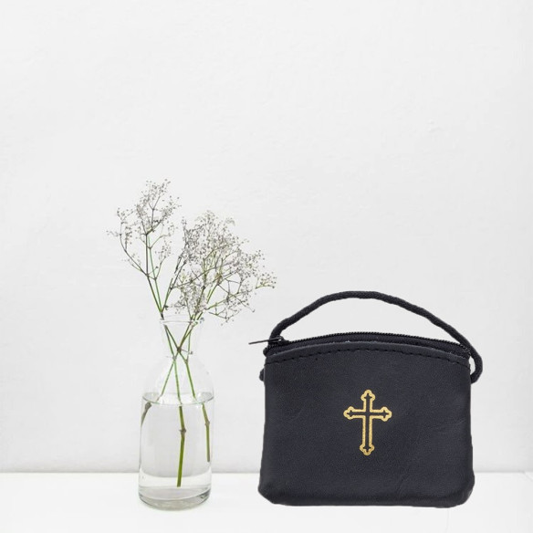 Pyxs Leather Purses