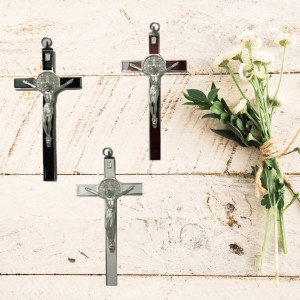 Crucifijo San Benito 12"