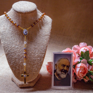 Rosary with the image of Padre Pio