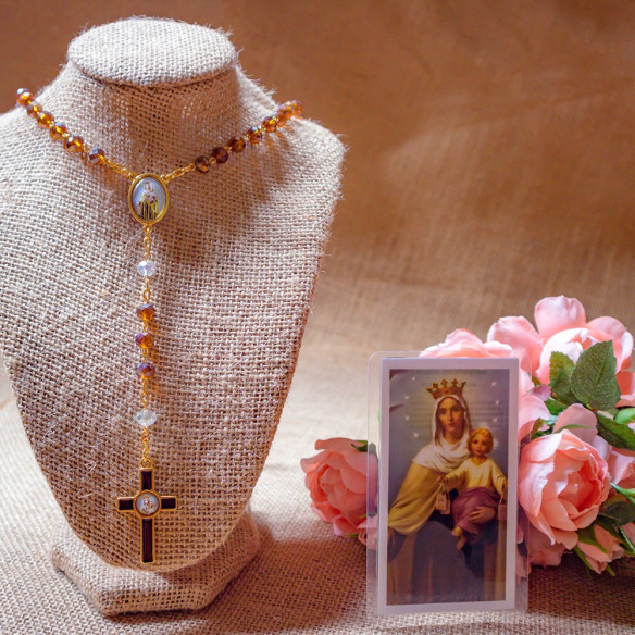 Rosario con la imagen de la Virgen de el Carmen
