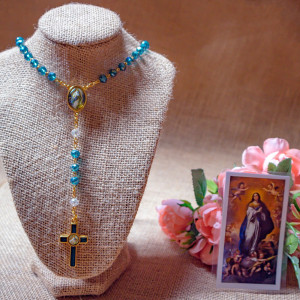 Rosary with the image of the Virgin of Assumption